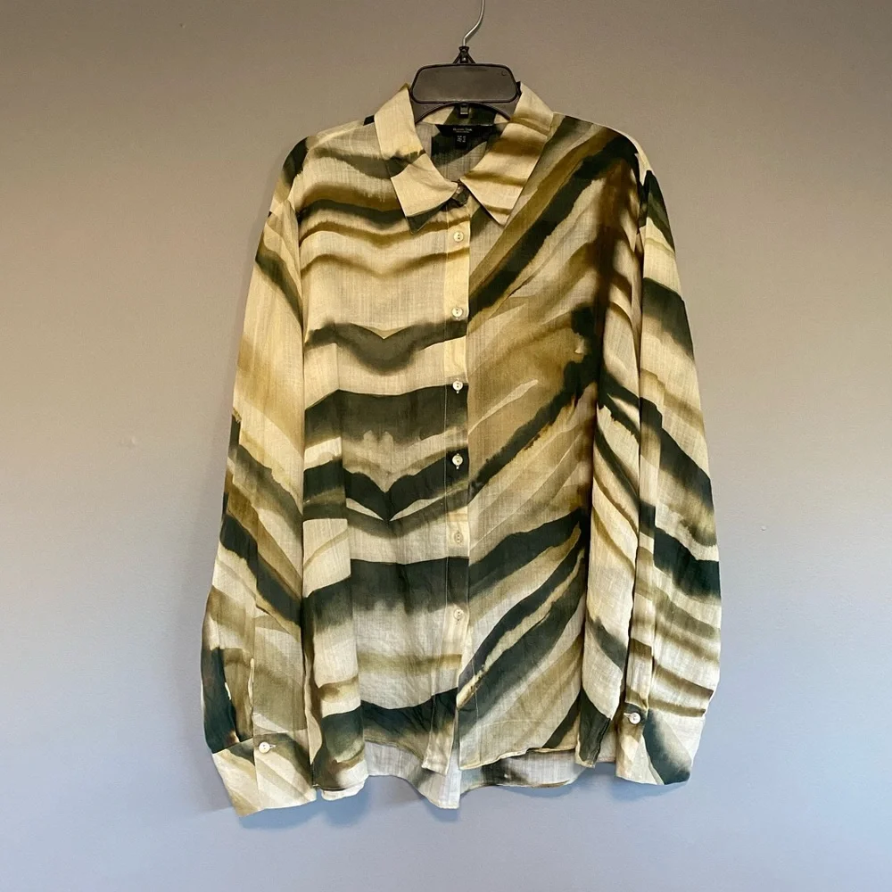 Massimo Dutti Button Down Shirt in Multi Green - Picture 2 of 9